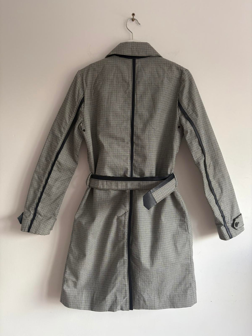 Mulberry houndstooth black white and green check belted trench coat size UK 8