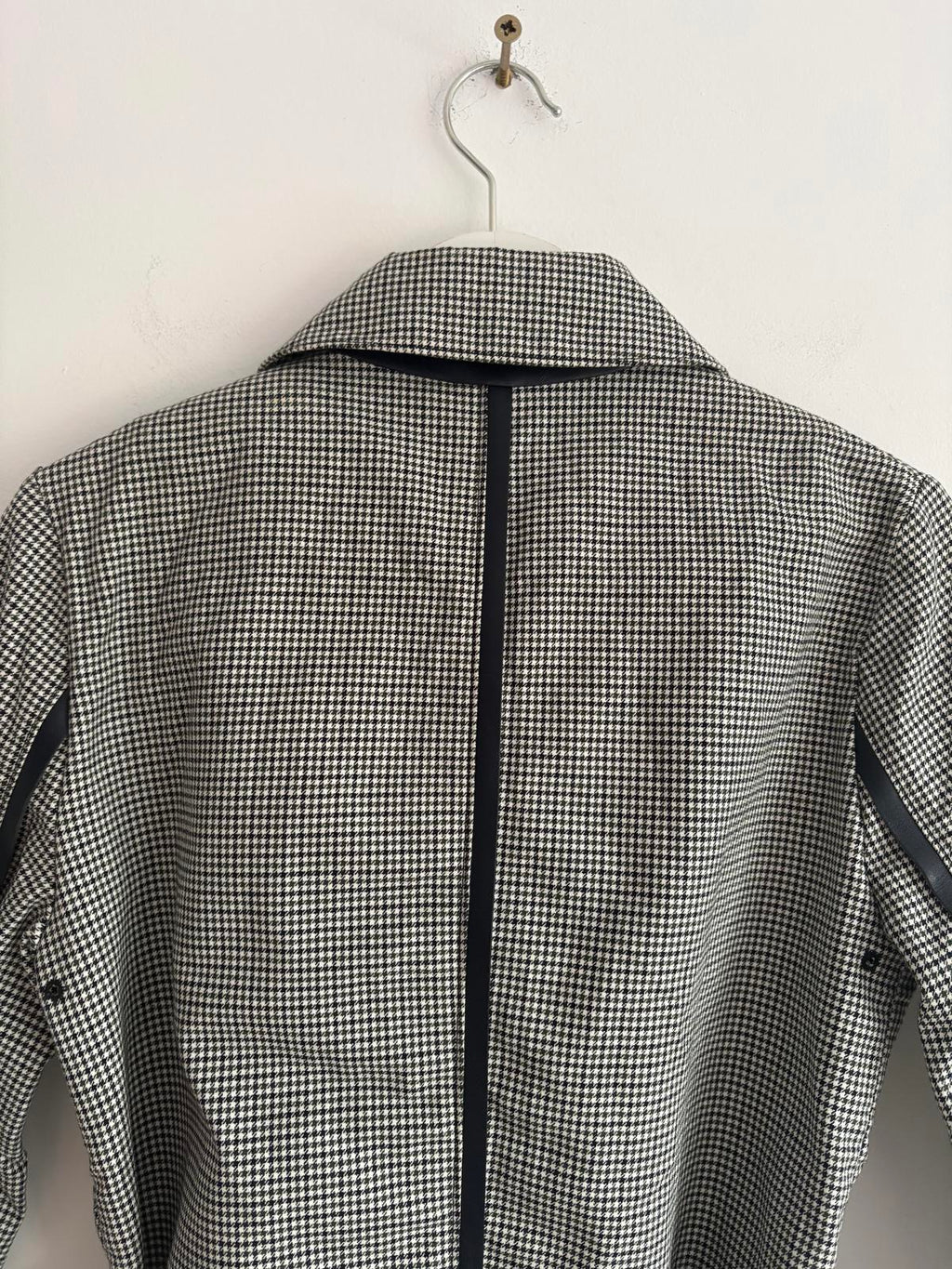 Mulberry houndstooth black white and green check belted trench coat size UK 8