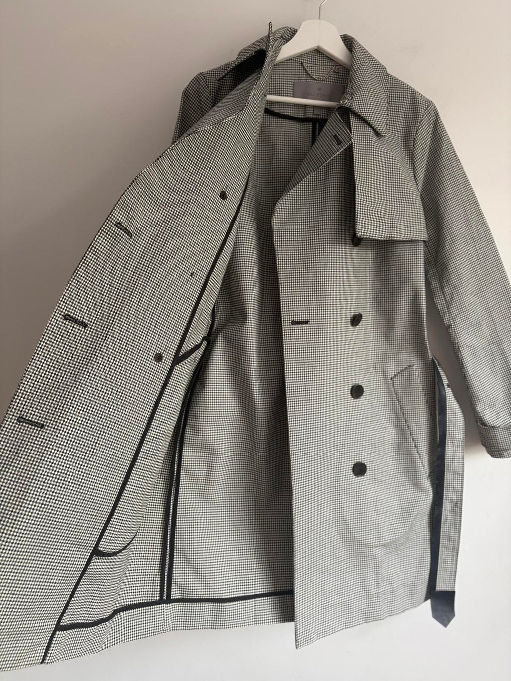 Mulberry houndstooth black white and green check belted trench coat size UK 8